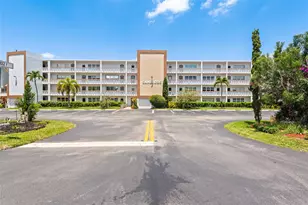 2130 Cambridge F, Deerfield Beach, FL 33442 - Photo 12