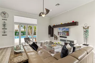 1371 Victoria Isle Dr, Weston, FL 33327 - Photo 10