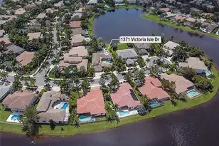 1371 Victoria Isle Dr, Weston, FL 33327 - Photo 36