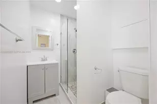 609 S Crescent Dr, Hollywood, FL 33021 - Photo 26