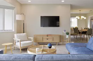 609 S Crescent Dr, Hollywood, FL 33021 - Photo 2
