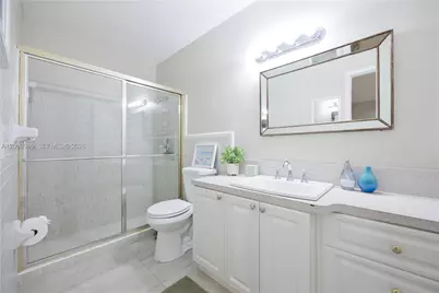 609 S Crescent Dr, Hollywood, FL 33021 - Photo 24
