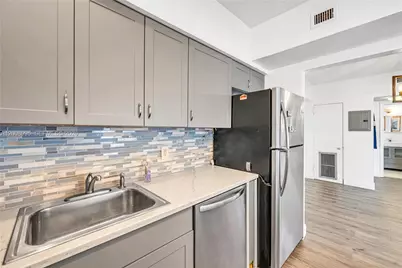 3721 NE 170th St #2, North Miami Beach, FL 33160 - Photo 2