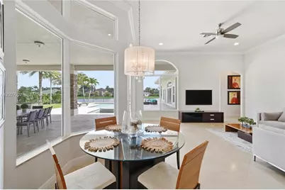 14370 Jockey Cir N, Davie, FL 33330 - Photo 22