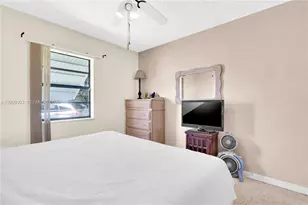 1570 NE 15th St, Homestead, FL 33033 - Photo 16