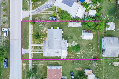 1570 NE 15th St, Homestead, FL 33033 - Photo 30
