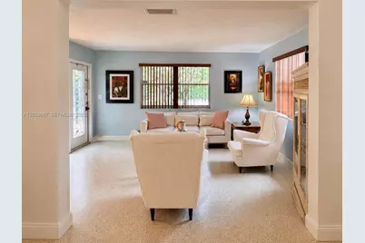 7840 SW 67th Ave, South Miami, FL 33143 - Photo 14