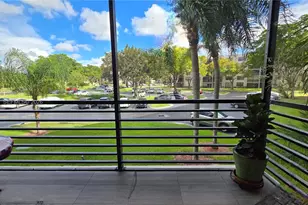 1101 Colony Point Cir, Pembroke Pines, FL 33026 - Photo 8