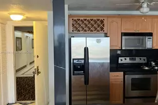 18151 NE 31st Ct, Aventura, FL 33160 - Photo 10