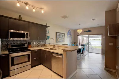 22472 SW 89th Path, Cutler Bay, FL 33190 - Photo 6