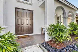 1311 Croton Ct, Weston, FL 33327 - Photo 8