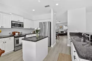 1311 Croton Ct, Weston, FL 33327 - Photo 24
