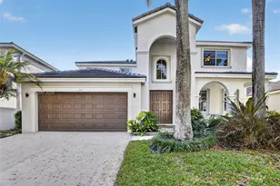 1311 Croton Ct, Weston, FL 33327 - Photo 2