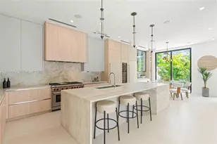 730 Zamora Ave, Coral Gables, FL 33134 - Photo 2