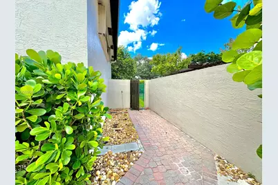 280 SW 167th Ave, Pembroke Pines, FL 33027 - Photo 52