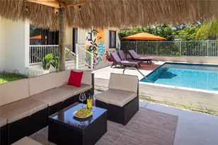 155 SE 19th Ave, Deerfield Beach, FL 33441 - Photo 16