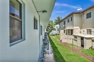 1165 Marseille Dr, Miami Beach, FL 33141 - Photo 20