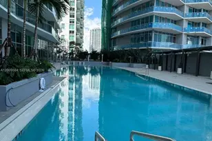 77 SE 5th St, Miami, FL 33131 - Photo 20