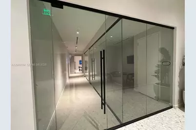 77 SE 5th Street #3115, Miami, FL 33131 - Photo 32