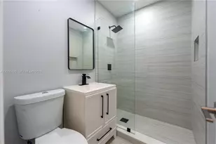 1615 NE 9th St, Fort Lauderdale, FL 33304 - Photo 10