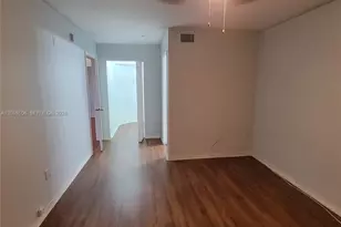 711 SW 111th Way, Pembroke Pines, FL 33025 - Photo 14