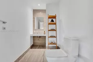 8701 Collins Ave, Miami Beach, FL 33154 - Photo 14