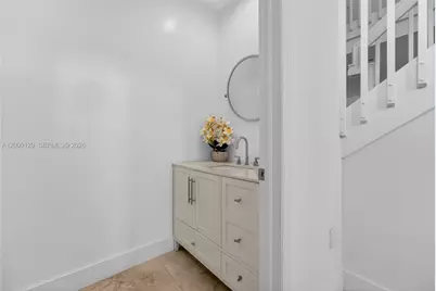 1033 NE 35th Ave, Homestead, FL 33033 - Photo 6