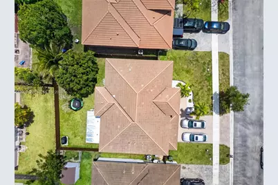 1033 NE 35th Ave, Homestead, FL 33033 - Photo 30
