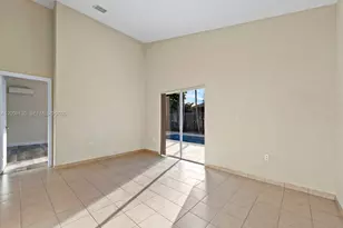 704 SE 14th Pl, Homestead, FL 33033 - Photo 18