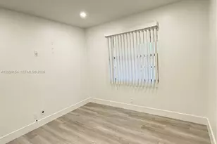 10016 Winding Lake Rd, Sunrise, FL 33351 - Photo 16