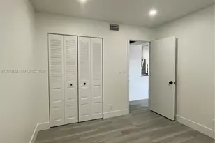 10016 Winding Lake Rd, Sunrise, FL 33351 - Photo 14