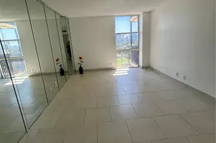 20301 W Country Club Dr, Aventura, FL 33180 - Photo 32