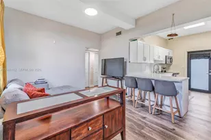1030 NW 141st St, Miami, FL 33168 - Photo 4