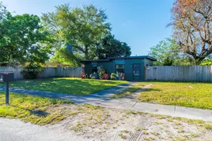 1030 NW 141st St, Miami, FL 33168 - Photo 26