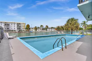 1165 Marseille Dr, Miami Beach, FL 33141 - Photo 38