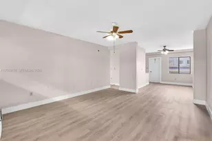 1165 Marseille Dr, Miami Beach, FL 33141 - Photo 8