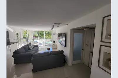 1000 Quayside Ter #408, Miami, FL 33138 - Photo 2