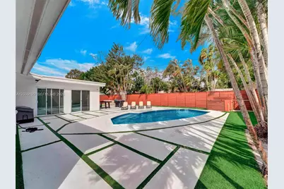 2461 SW 16th Ct, Fort Lauderdale, FL 33312 - Photo 4