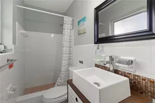 3024 NE 2nd Terrace, Wilton Manors, FL 33334 - Photo 20