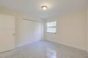 20160 NE 3rd Ct, Miami, FL 33179 - Photo 16