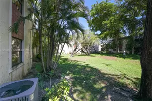 20160 NE 3rd Ct, Miami, FL 33179 - Photo 24