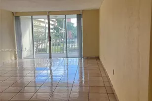 1770 NE 191st St, Miami, FL 33179 - Photo 4