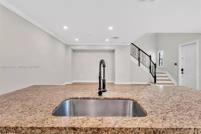 11541 SW 15th St, Pembroke Pines, FL 33025 - Photo 26