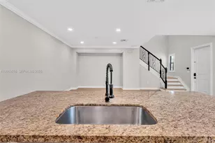 11541 SW 15th St, Pembroke Pines, FL 33025 - Photo 26