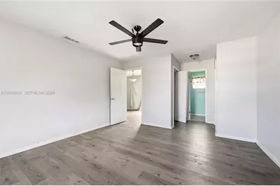 5808 Spruce Dr, Fort Pierce, FL 34982 - Photo 6