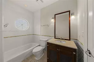 2430 Aqua Vista Blvd, Fort Lauderdale, FL 33301 - Photo 46