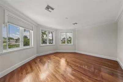 2430 Aqua Vista Blvd, Fort Lauderdale, FL 33301 - Photo 38