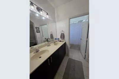 12454 SW 123rd St, Miami, FL 33186 - Photo 16