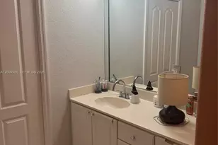 8748 NW 143rd Terrace, Miami Lakes, FL 33018 - Photo 24
