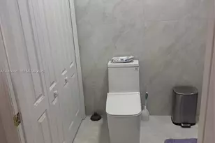 8748 NW 143rd Terrace, Miami Lakes, FL 33018 - Photo 26